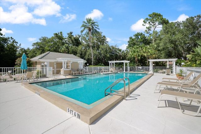 7159 VICTORIA CIRCLE, University Park, FL 34201