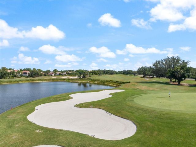 7159 VICTORIA CIRCLE, University Park, FL 34201