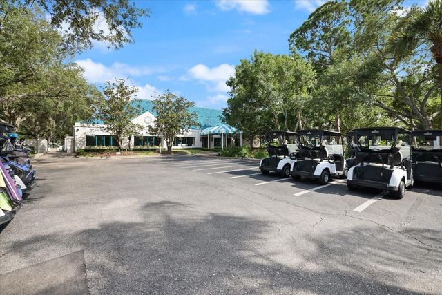 7159 VICTORIA CIRCLE, University Park, FL 34201