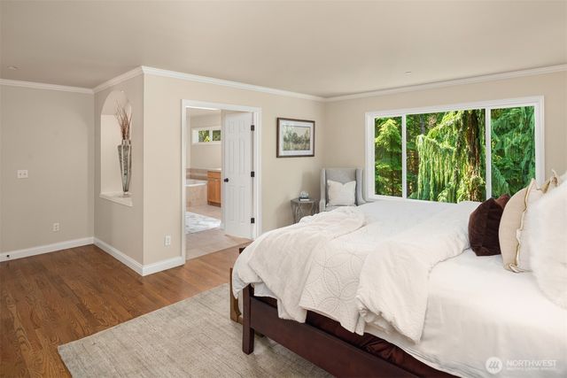 9463 221st Place NE, Redmond, WA 98053