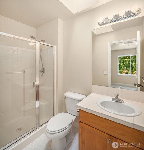 9463 221st Place NE, Redmond, WA 98053