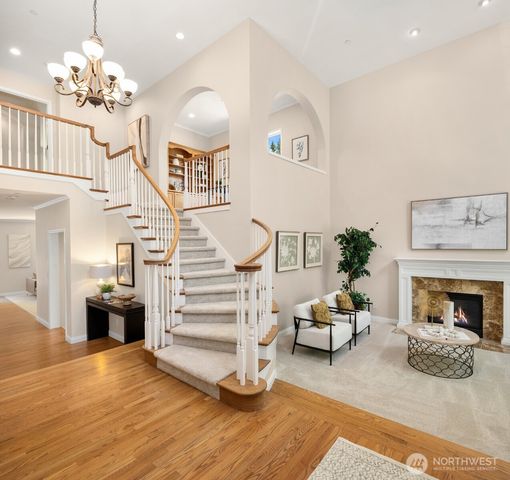 9463 221st Place NE, Redmond, WA 98053