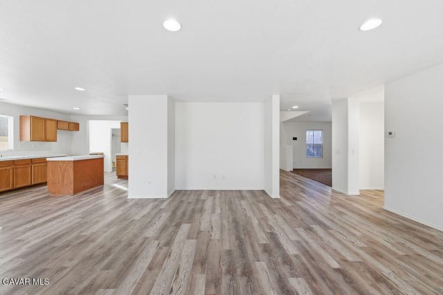 43336 W 22nd Street, Lancaster, CA 93536