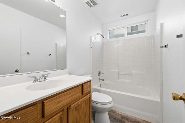 43336 W 22nd Street, Lancaster, CA 93536