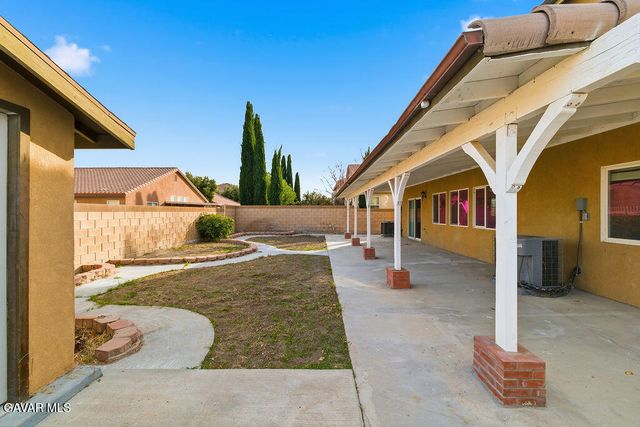 43336 W 22nd Street, Lancaster, CA 93536