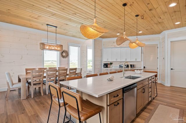 1434 W Dune Dr, Gulf Shores, AL 36542