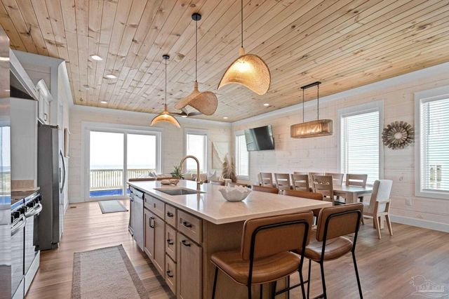 1434 W Dune Dr, Gulf Shores, AL 36542