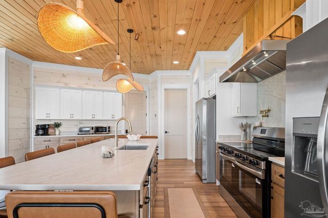 1434 W Dune Dr, Gulf Shores, AL 36542