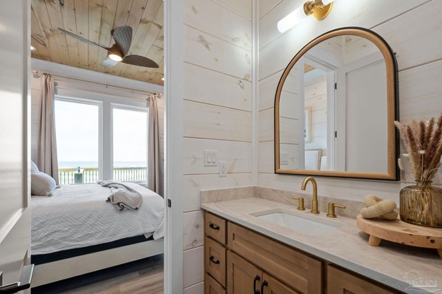 1434 W Dune Dr, Gulf Shores, AL 36542