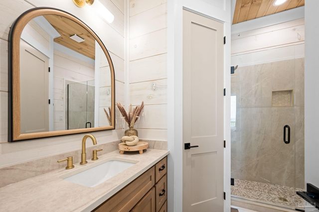 1434 W Dune Dr, Gulf Shores, AL 36542