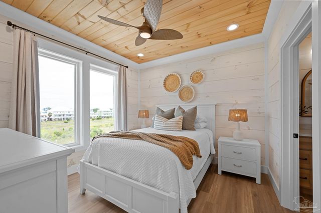 1434 W Dune Dr, Gulf Shores, AL 36542