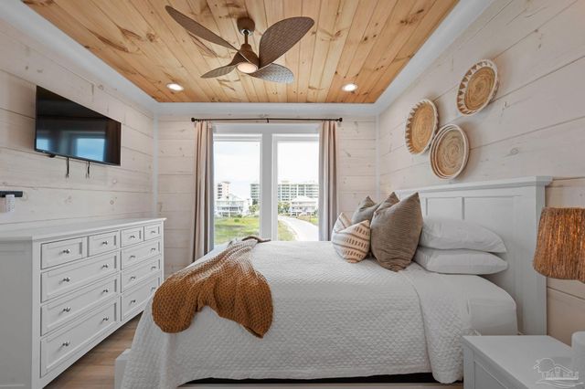 1434 W Dune Dr, Gulf Shores, AL 36542