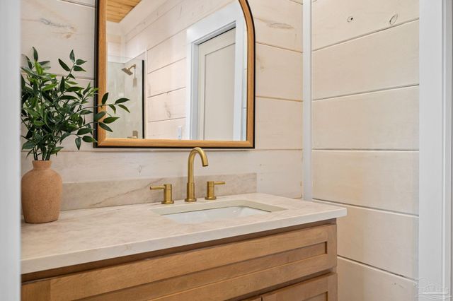 1434 W Dune Dr, Gulf Shores, AL 36542