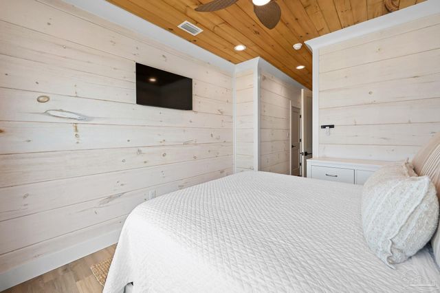 1434 W Dune Dr, Gulf Shores, AL 36542