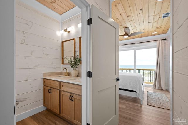 1434 W Dune Dr, Gulf Shores, AL 36542