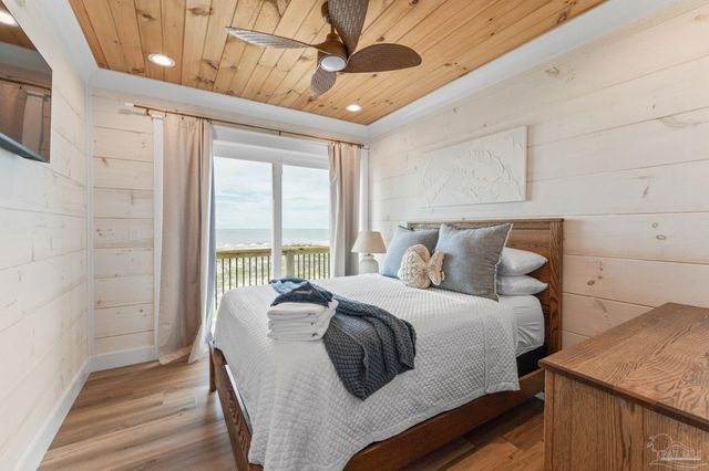 1434 W Dune Dr, Gulf Shores, AL 36542