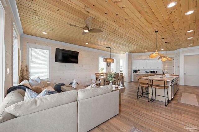 1434 W Dune Dr, Gulf Shores, AL 36542