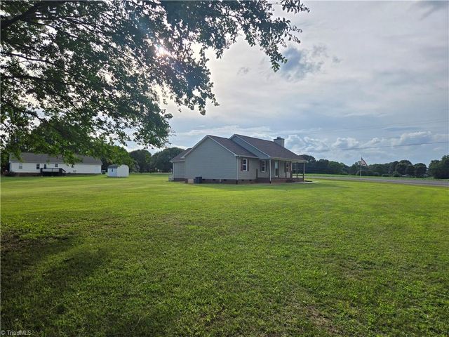 138 Boxwood Church Road, Mocksville, NC 27028