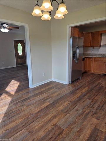 138 Boxwood Church Road, Mocksville, NC 27028