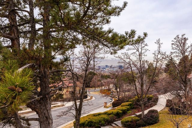 325 N FEDERAL HEIGHTS CIR, Salt Lake City, UT 84103