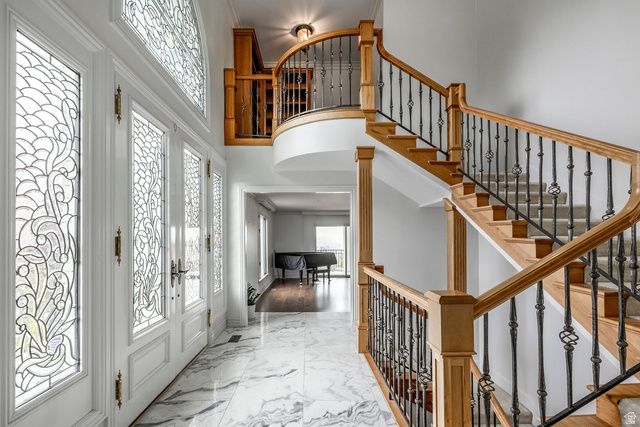 325 N FEDERAL HEIGHTS CIR, Salt Lake City, UT 84103