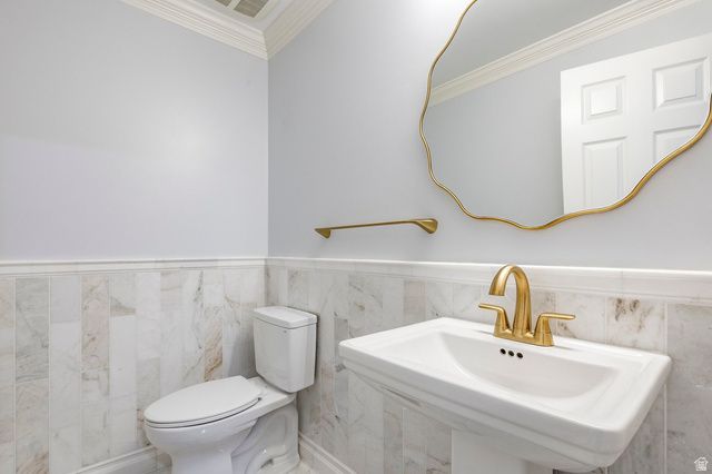 325 N FEDERAL HEIGHTS CIR, Salt Lake City, UT 84103