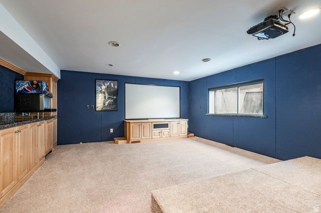 325 N FEDERAL HEIGHTS CIR, Salt Lake City, UT 84103