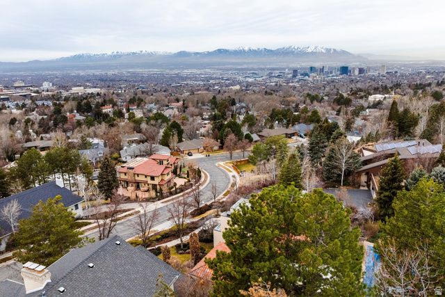 325 N FEDERAL HEIGHTS CIR, Salt Lake City, UT 84103