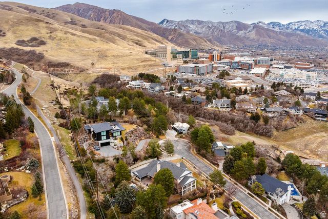 325 N FEDERAL HEIGHTS CIR, Salt Lake City, UT 84103