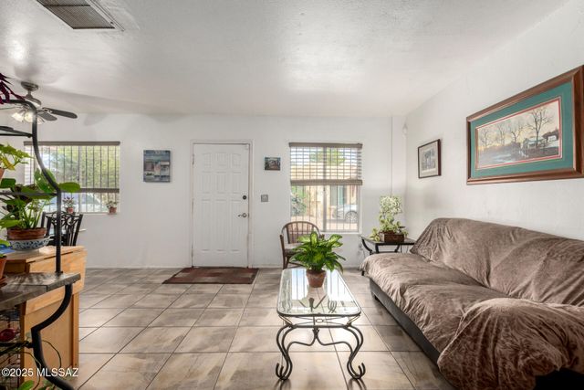 4365 N La Osa Way, Tucson, AZ 85705