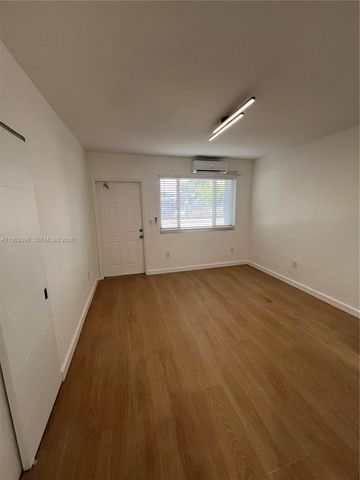 7035 NE 4th Court 4, Miami, FL 33138