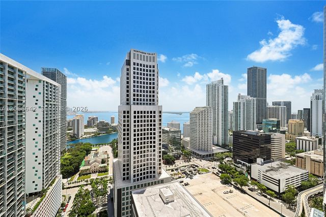 68 SE 6th St 2909, Miami, FL 33131