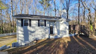 2172 Nancy Way, Loganville, GA 30052