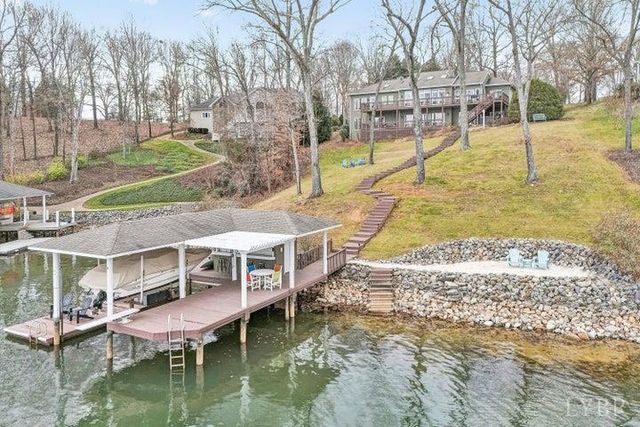 311 Morningwood Lane, Wirtz, VA 24184