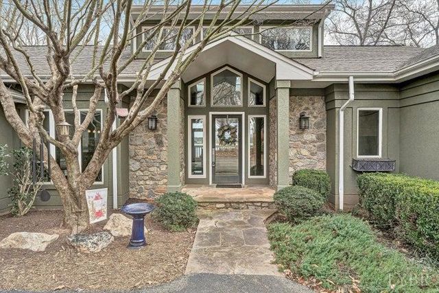 311 Morningwood Lane, Wirtz, VA 24184