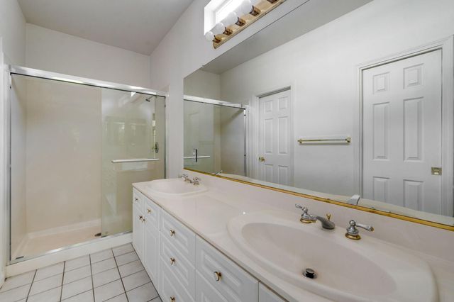 3815 Brook Valley Cir, Stockton, CA 95219
