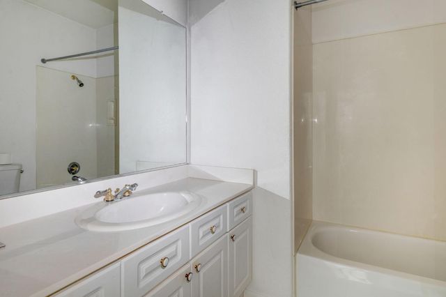 3815 Brook Valley Cir, Stockton, CA 95219