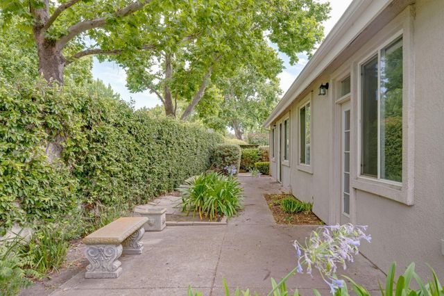3815 Brook Valley Cir, Stockton, CA 95219