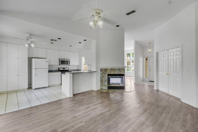 3815 Brook Valley Cir, Stockton, CA 95219