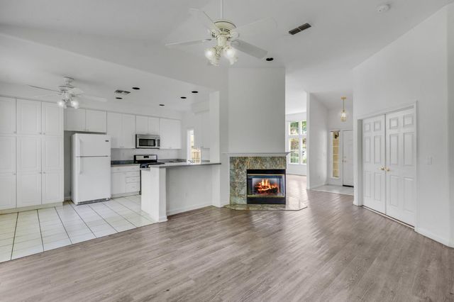 3815 Brook Valley Cir, Stockton, CA 95219