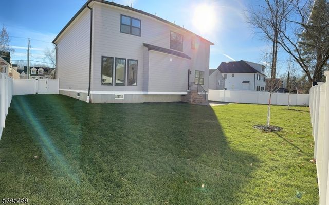 32 Marion Ave, New Providence Boro, NJ 07974