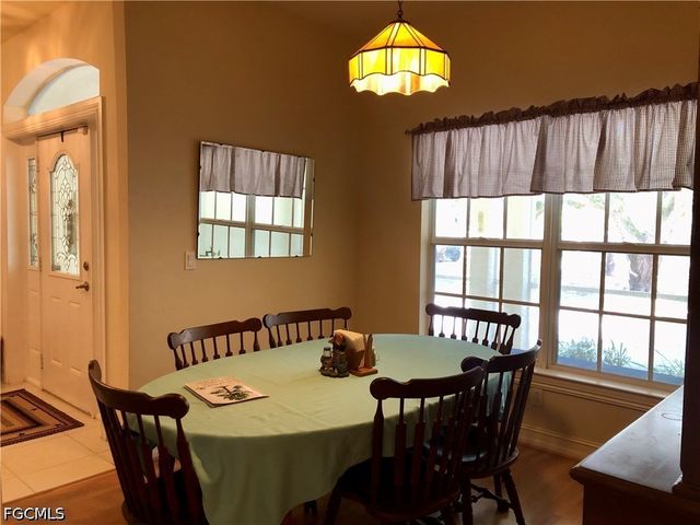 20100 Langford RD, Alva, FL 33920