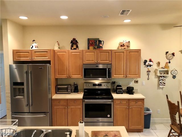 20100 Langford RD, Alva, FL 33920