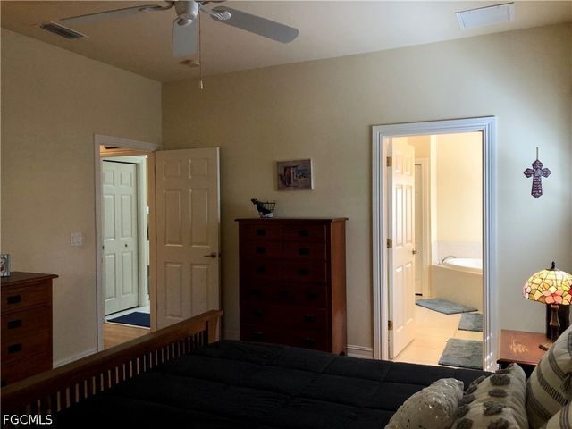 20100 Langford RD, Alva, FL 33920