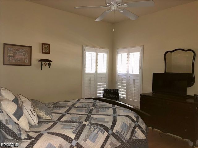 20100 Langford RD, Alva, FL 33920