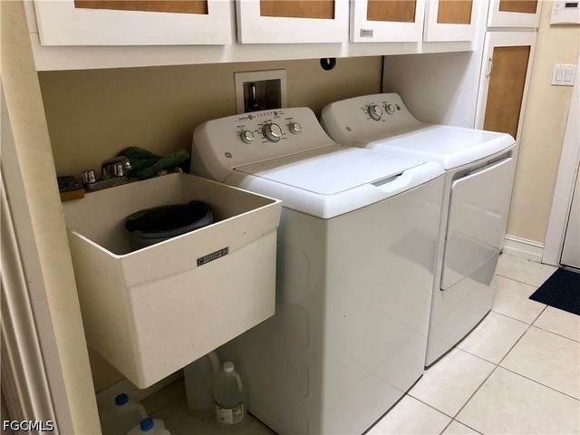 20100 Langford RD, Alva, FL 33920