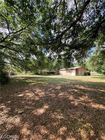 20100 Langford RD, Alva, FL 33920