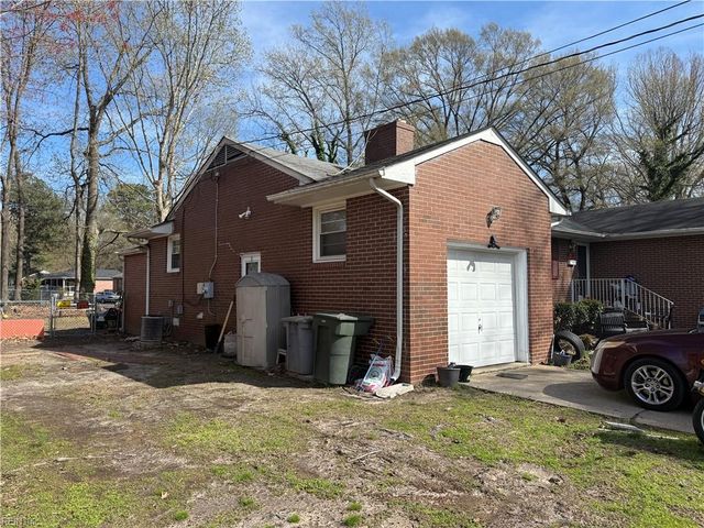 444 Martha Lee DR, Hampton, VA 23666