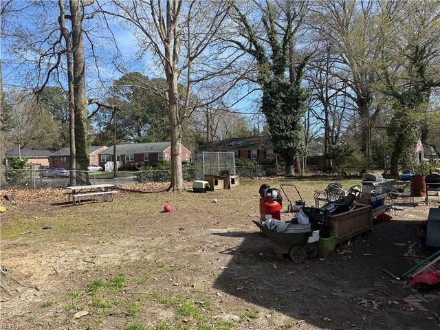 444 Martha Lee DR, Hampton, VA 23666