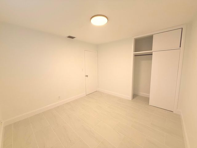 626 Prosperity Farms Rd Road 7, North Palm Beach, FL 33408